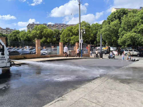 合肥经开区锦绣中心紫蓬社区露水集市：烟火街巷里的文明风景线