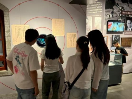 西北大学“重走西安事变，挖掘红色基因”实践团踏访“八办”与杨虎城故居