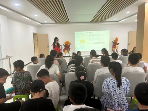 中国石油大学三下乡社会实践团队深入新疆克拉玛依地区基层进行“推普”实践