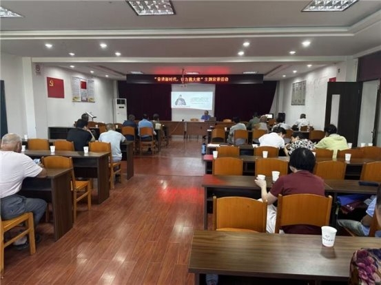 常熟莫城街道湖鹤村：银发先锋宣讲“奋进新时代 奋力挑大梁”，激发村民乡村振兴热情