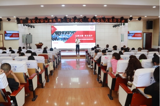 笔尖上的课堂：广元市利州区七一宝轮小学教