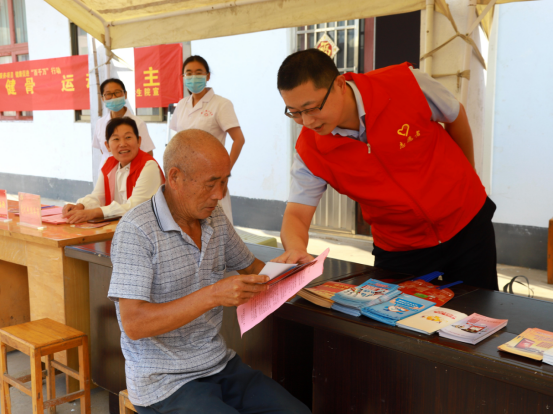 山东临沂河东区烟草：沂蒙山下“志愿红” 阳光服务暖民心