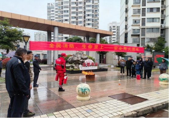 靖江市康阳社区开展消防宣传月活动