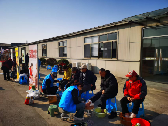 扬州市槐南村“益”路同“新” 睦邻便民集