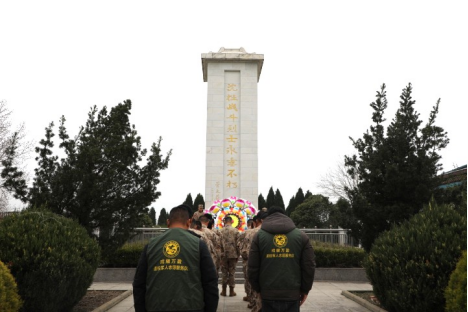 盐城大丰区万盈镇：人武砺前行 丰碑祭恒远